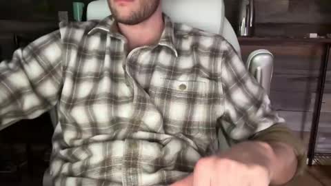 Snapshot of daddydoesit69 chatting on 26, 5, 2026 Leo online show from 26, 5, 2026
