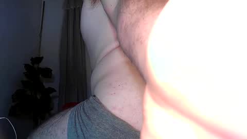 Greekboy28 online show from 4, 3, 2025