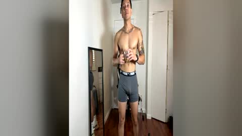 Snapshot of daddyfit95 chatting on 7, 7, 2026 daddyfit95 online show from 7, 7, 2026