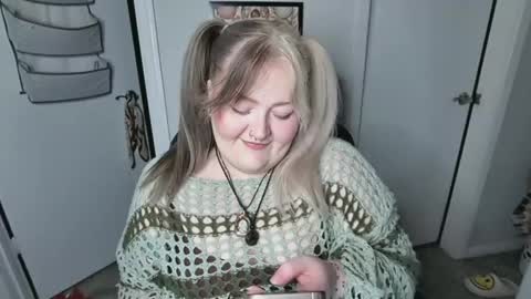 Snapshot of daddygaia8888 chatting on 11, 12, 2024 Goddess Gaia online show from 11, 12, 2024