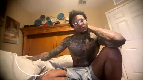 Snapshot of daddyjanimal chatting on 17, 4, 2026 sexy tatted king bbc online show from 17, 4, 2026