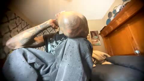 Snapshot of daddyjanimal chatting on 28, 4, 2026 sexy tatted king bbc online show from 28, 4, 2026