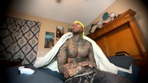 Snapshot of daddyjanimal chatting on 4, 5, 2026 sexy tatted king bbc online show from 4, 5, 2026