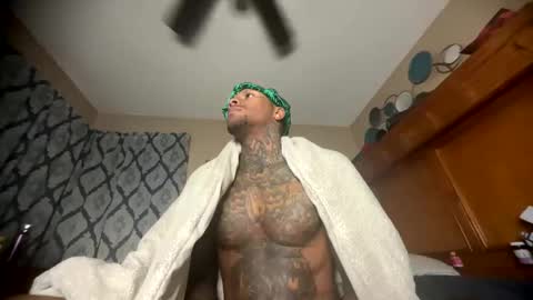 Snapshot of daddyjanimal chatting on 17, 5, 2026 sexy tatted king bbc online show from 17, 5, 2026