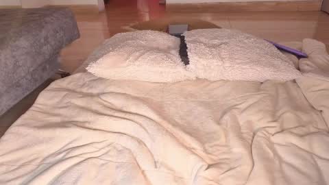 Creamy online show from 9, 4, 2026