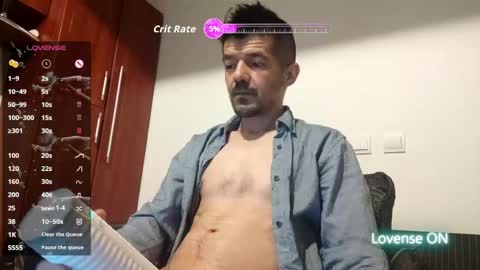 Snapshot of daddynextdoor86 chatting on 28, 5, 2026 daddynextdoor86 online show from 28, 5, 2026