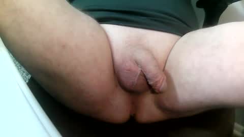 Snapshot of daddysmalls_55 chatting on 30, 12, 2024 daddysmalls online show from 30, 12, 2024