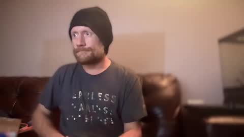 Snapshot of daemon456321 chatting on 27, 2, 2025 daemon online show from 27, 2, 2025