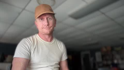 Snapshot of daemon456321 chatting on 8, 9, 2025 daemon online show from 8, 9, 2025