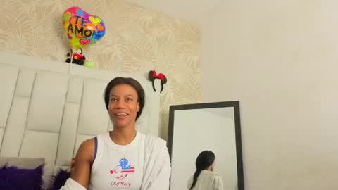 Snapshot of daffnelewis chatting on 18, 4, 2026 daffnelewis online show from 18, 4, 2026