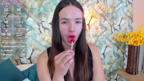 Snapshot of dafnevega chatting on 1, 2, 2025 Dafne online show from 1, 2, 2025