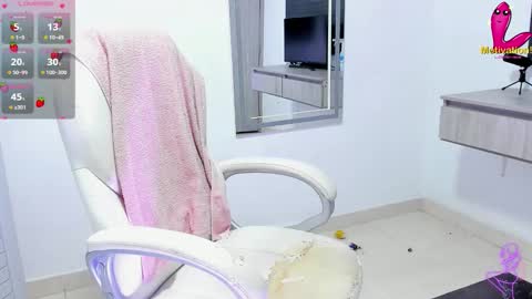 Dahian  online show from 7, 11, 2025