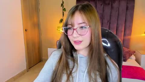 Dahlia online show from 4, 12, 2025