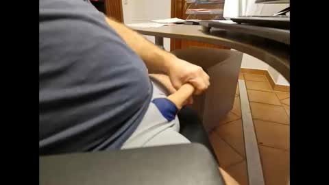 Snapshot of dailymonster chatting on 4, 12, 2025 dailymonster online show from 4, 12, 2025