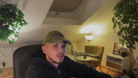 Daimon  online show from 14, 11, 2025