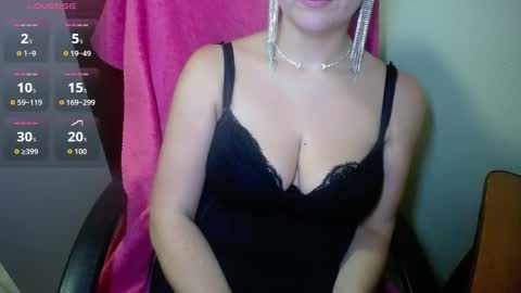 Snapshot of daintyygirl chatting on 21, 10, 2025 daintyygirl online show from 21, 10, 2025