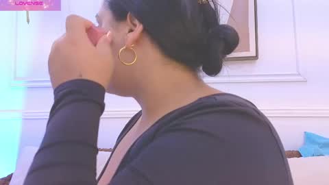 Snapshot of daisy_price chatting on 21, 4, 2026 Daisy Price online show from 21, 4, 2026