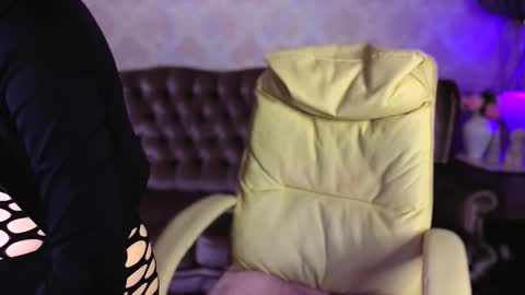 daisydelight_ online show from 15, 12, 2025