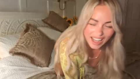 Daisy Dreams online show from 2, 8, 2026