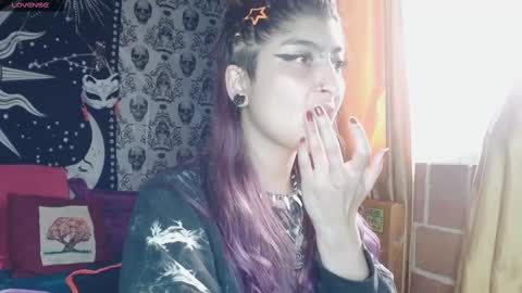 Snapshot of dak_7 chatting on 10, 3, 2025 -- -- help me reach 100 hands up online show from 10, 3, 2025