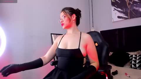 Dakhota online show from 9, 11, 2025