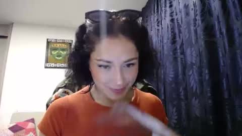 IG  dakotasofiaa online show from 29, 12, 2024