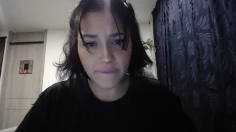 IG  dakotasofiaa online show from 13, 1, 2025