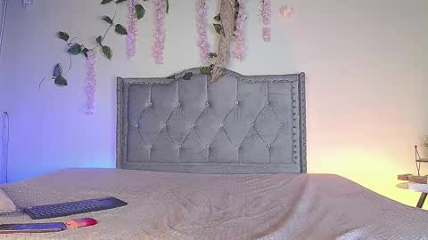 dakota carsson online show from 13, 3, 2026