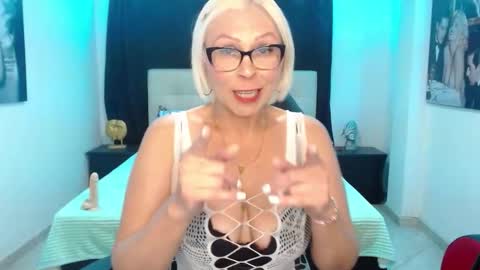 Dakota online show from 5, 10, 2025