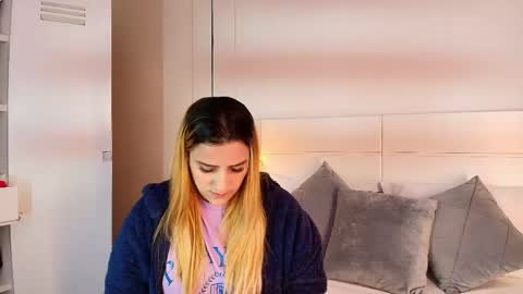 Dakota-Megan online show from 30, 9, 2025