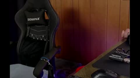 Snapshot of dakotadixxon chatting on 20, 2, 2025 Dakota Dixxon online show from 20, 2, 2025