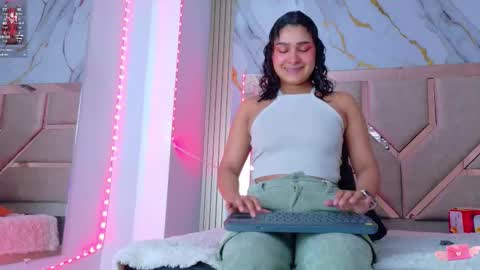 dakotatylerrr online show from 25, 3, 2026