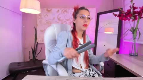 Snapshot of dalia_garrett chatting on 23, 12, 2024 Dalia online show from 23, 12, 2024