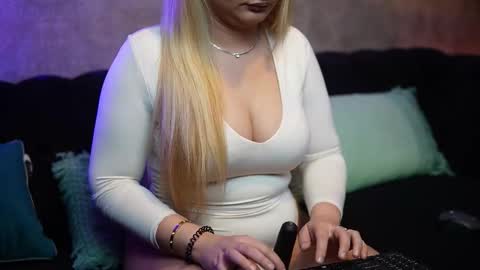 Snapshot of daliamissy chatting on 25, 3, 2026 Dalia online show from 25, 3, 2026