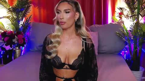 Snapshot of dalidaselena chatting on 5, 5, 2026 DalidaSelena online show from 5, 5, 2026