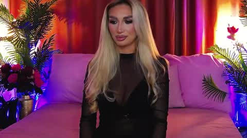 Snapshot of dalidaselena chatting on 18, 5, 2026 DalidaSelena online show from 18, 5, 2026