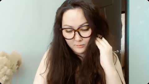 Snapshot of dalidayes chatting on 3, 2, 2026 Dali online show from 3, 2, 2026