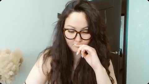 Snapshot of dalidayes chatting on 7, 2, 2026 Dali online show from 7, 2, 2026