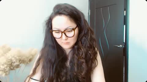 Snapshot of dalidayes chatting on 29, 3, 2026 Dali online show from 29, 3, 2026