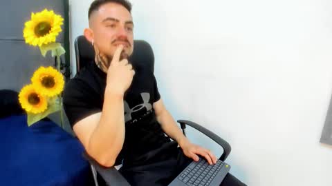 Snapshot of dallas_whitee chatting on 16, 2, 2026 Dallas whitee online show from 16, 2, 2026