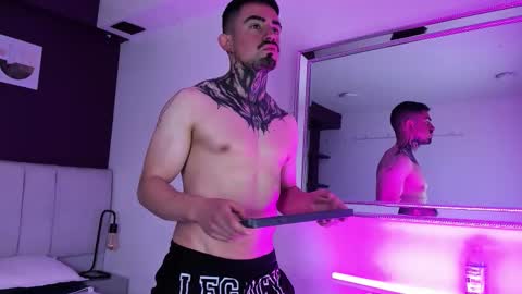 Snapshot of dallas_whitee chatting on 19, 2, 2026 Dallas whitee online show from 19, 2, 2026