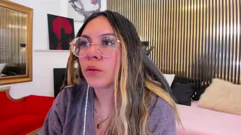 Dallulah boobs online show from 18, 4, 2026