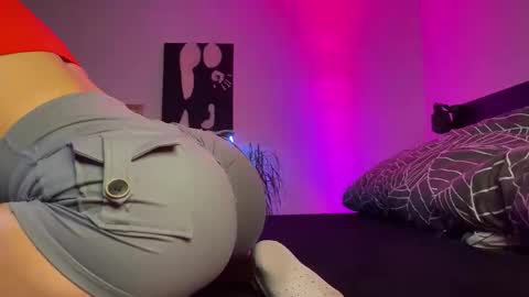 Snapshot of dalmatian_girl chatting on 2, 11, 2025 dalmatian_girl online show from 2, 11, 2025