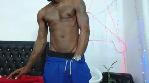Snapshot of damian_hart_24cm chatting on 21, 4, 2026 damian_hart_24cm online show from 21, 4, 2026
