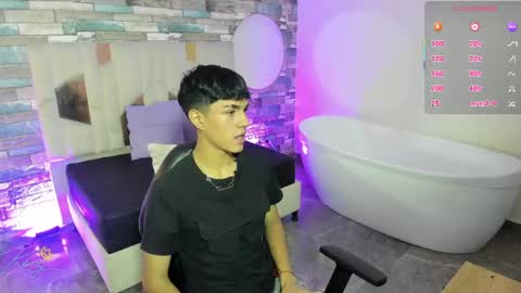 Snapshot of damian_tay chatting on 4, 5, 2026 damian_tay online show from 4, 5, 2026