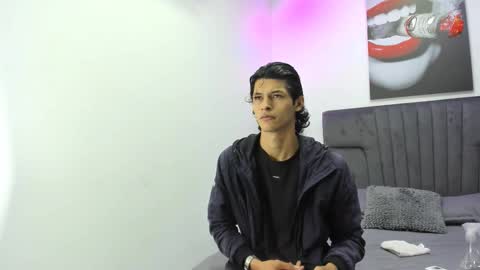 Snapshot of damian_vadim chatting on 5, 2, 2026 Damian Vadim online show from 5, 2, 2026