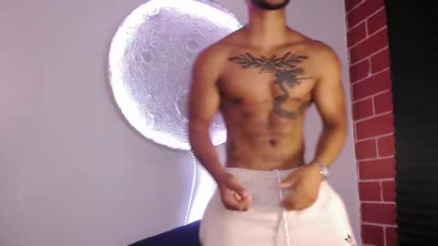 instagram damiannreed. online show from 2, 12, 2024