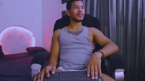 instagram damiannreed. online show from 15, 3, 2026