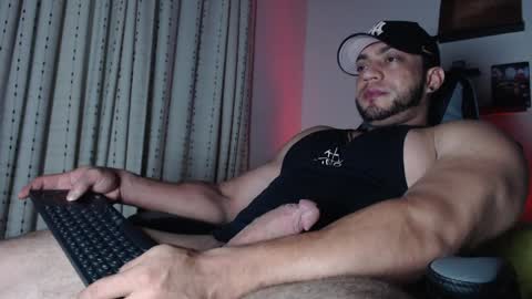 Snapshot of damiannstonexxx chatting on 12, 5, 2026 Danny online show from 12, 5, 2026