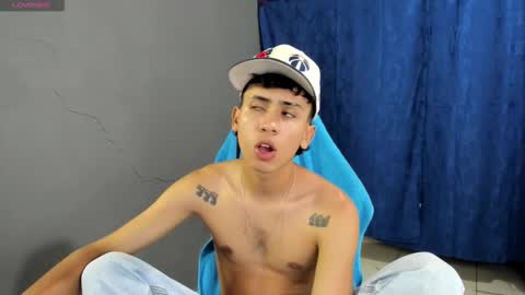 damien_444 online show from 2, 11, 2025